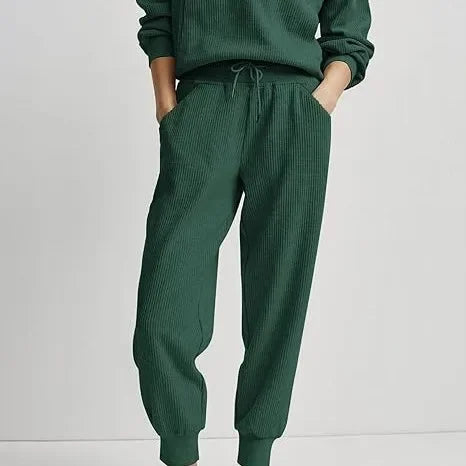 Premium Cozy Set – Soft Half-Zip Top & Relaxed Jogger Pants